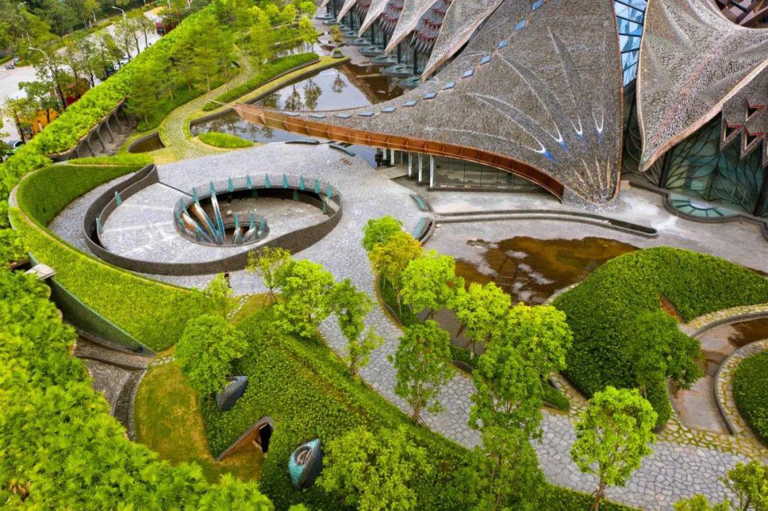 自然主义的设计狂想——深圳玛丝菲尔工业厂区总部景观项目