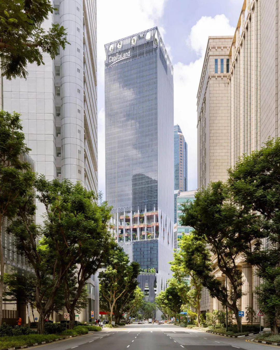 现代建筑与热带自然风光融为一体 | 新加坡高层绿洲塔CapitaSpring