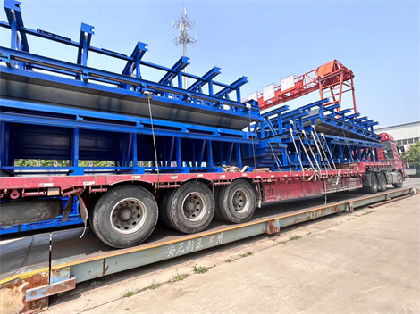 四套40米T梁钢模板发往河南济新项目部